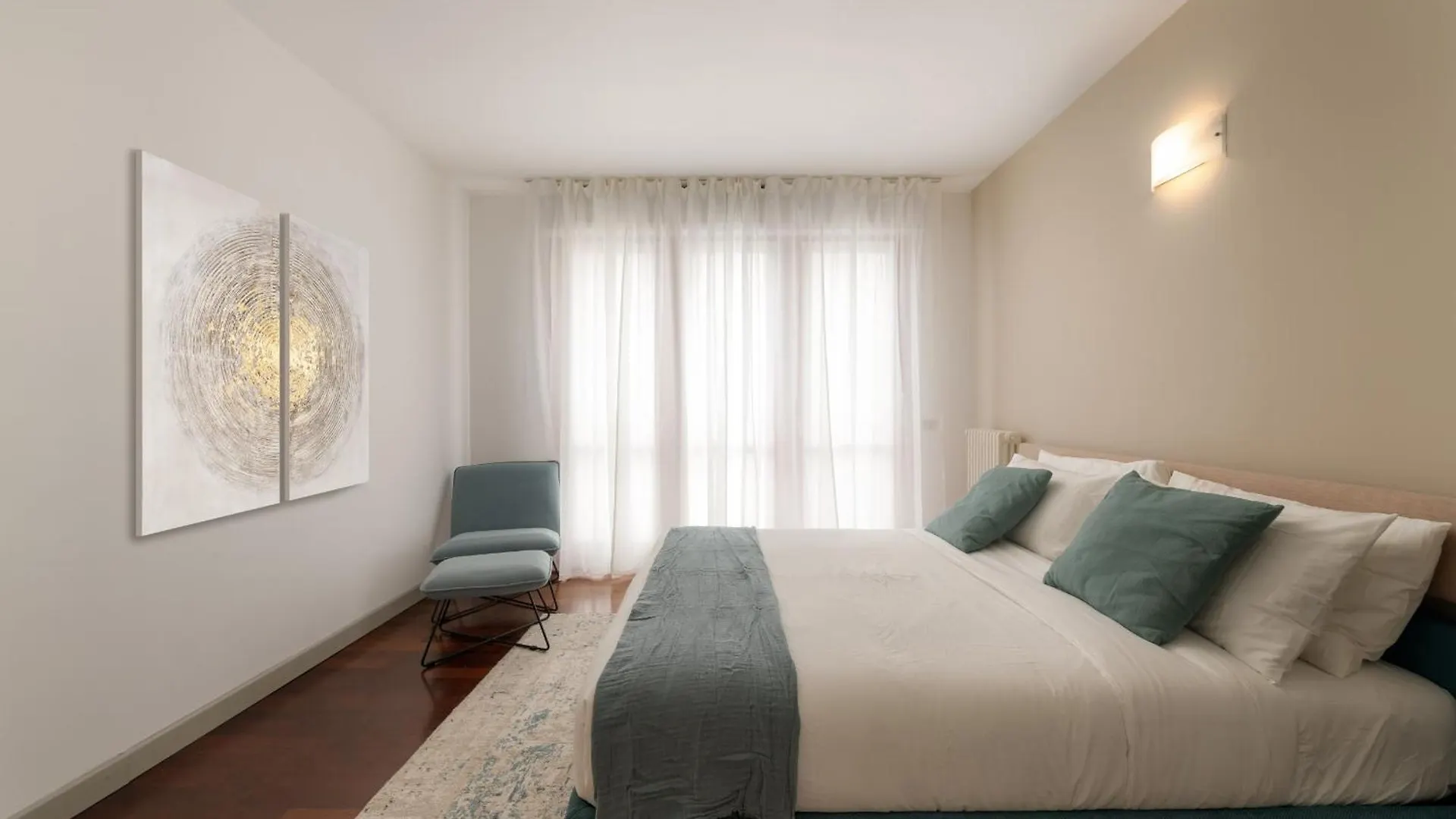 Cullinan Como Lakeview Apartment By Petra Luxury